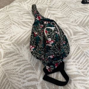 Kavu rope crossbody bag EUC
